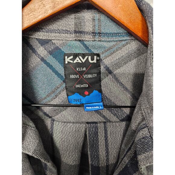 Kavu Men's Heavyweight Flannel Hiking Button Up Shirt - Picture 5 of 5